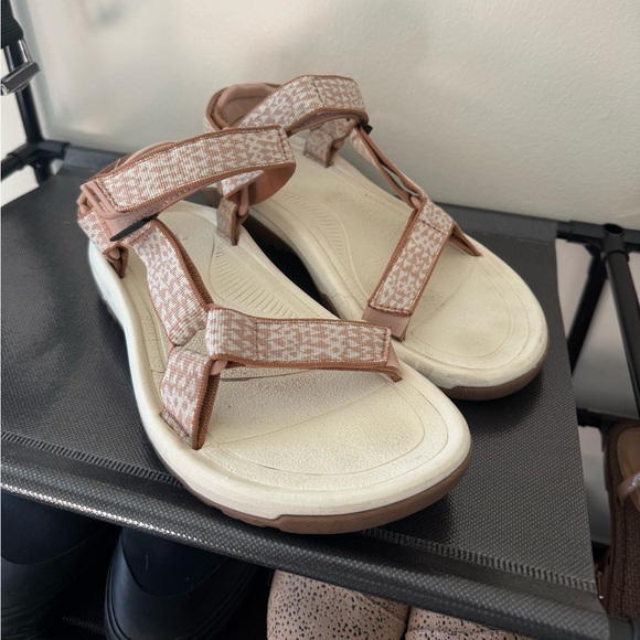 TEVA Hurricane XLT2 Beige - Picture 2 of 7